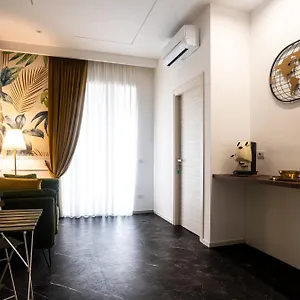 Couette-café La Grande Bellezza, Naples