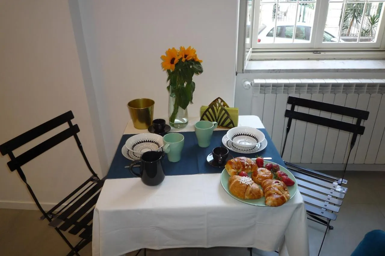 Bed and Breakfast Casa Roger Neapol Bed & Breakfast